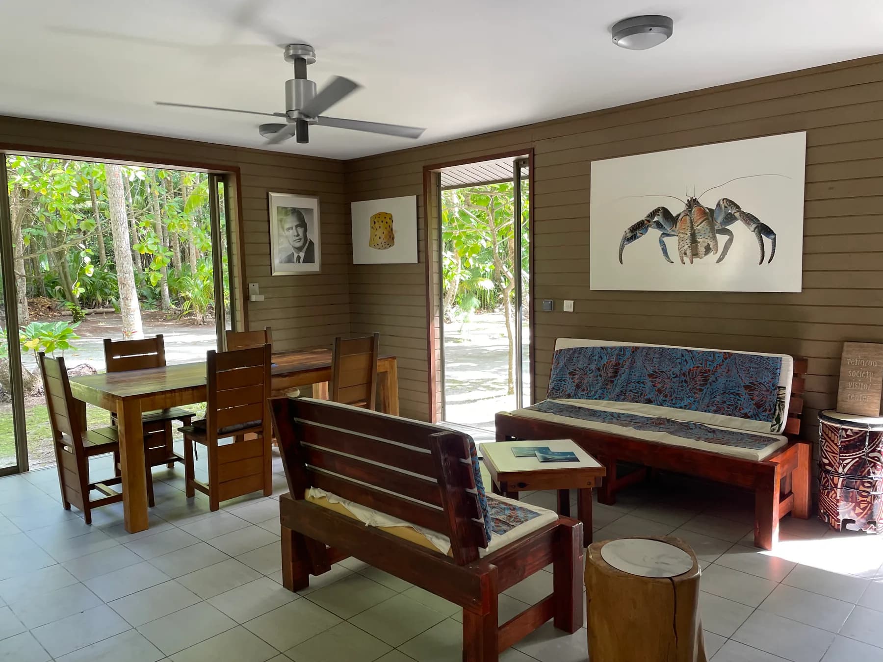 The lounge and shared seating at Bailey Field Station