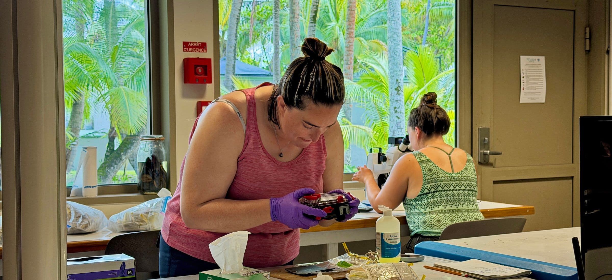 Katherine LASDIN et Miranda ROETHLER - Ecophysiology and microplastics project